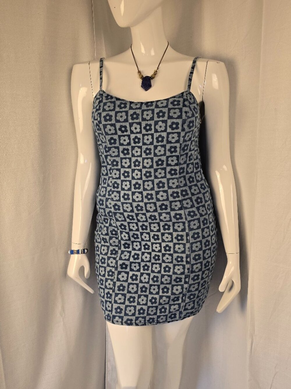 H&M Checkered Floral Stretch Dress with Spaghetti Straps Size Large
